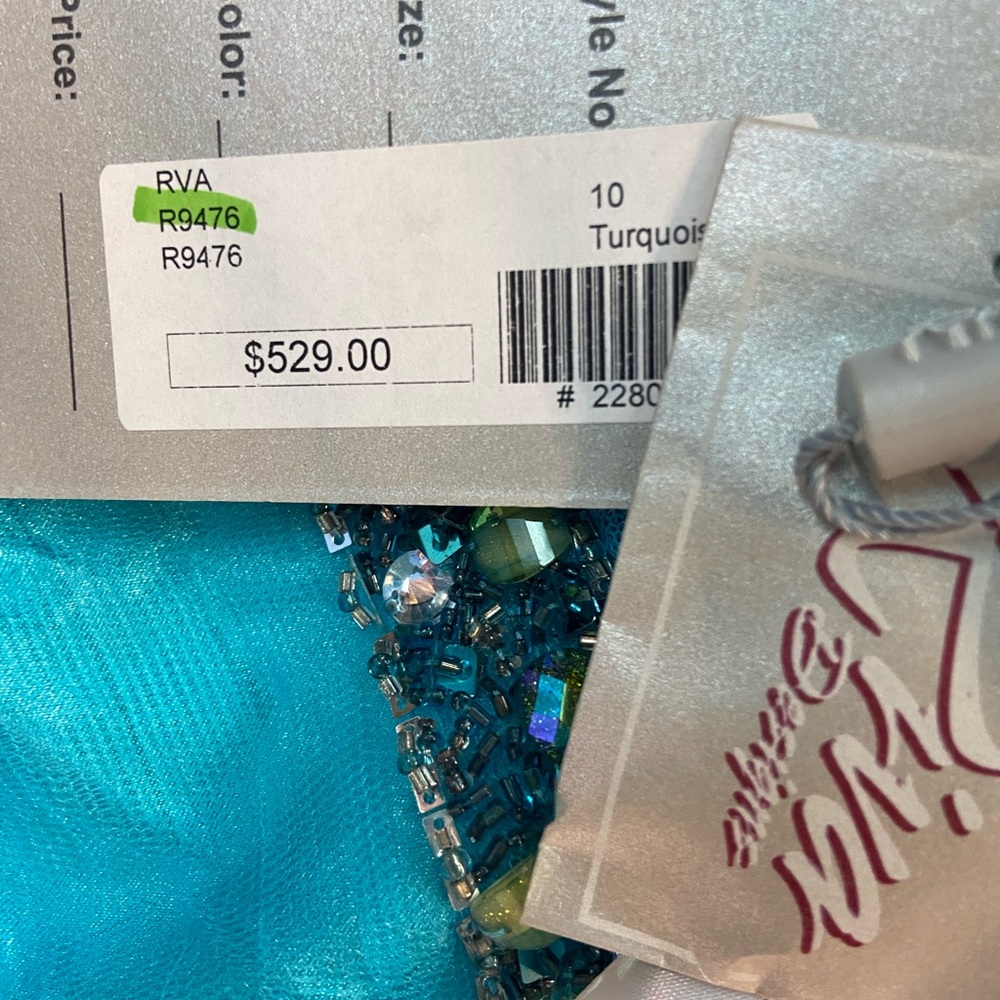 NWT Riva Design Dress. Size 10 - Picture 6 of 6
